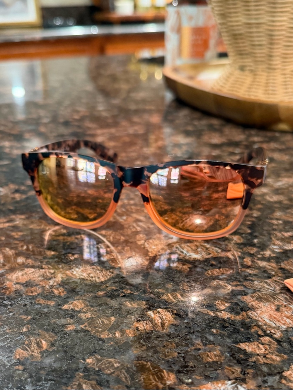 Brand New Women’s Blenders ‘Heart Seeker’ Polarized Sunglasses